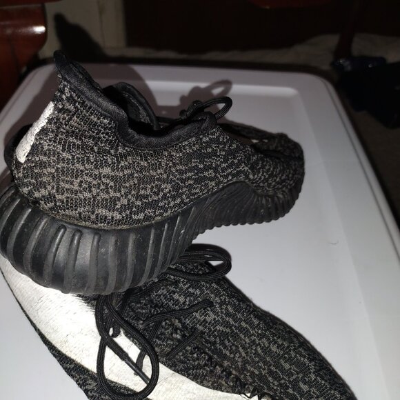 Adidas Yeezy Boost 350 V2 MX Onyx White Salt - Picture 2 of 4